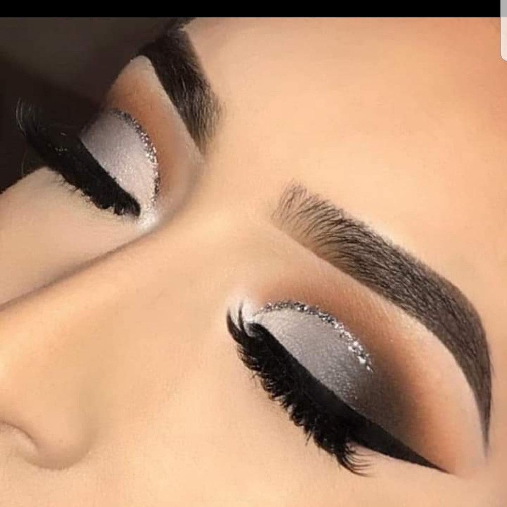 Meet your Posher, Adalie